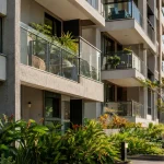 Prédio residencial novo e explicação do redutor social de R$ 100 mil na base de cálculo do IBS e da CBS
